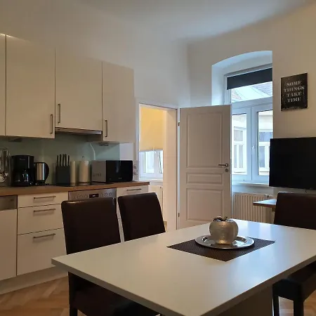 Raimond Apartment Ottakring Top 22 Vienna Exterior photo