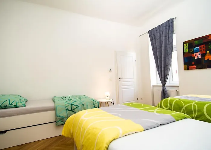 Raimond Apartment Ottakring Top 22