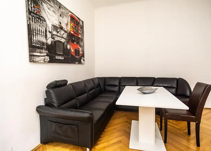 Raimond Apartment Ottakring Top 22